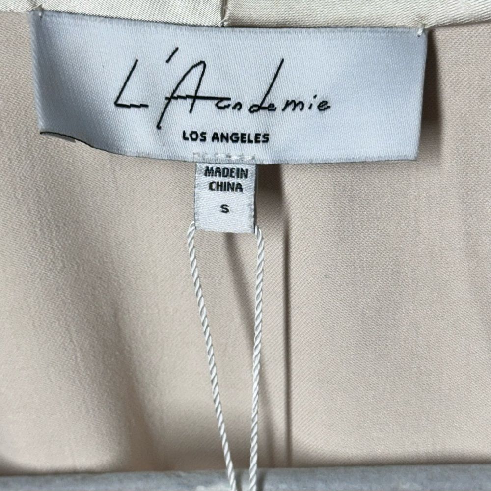 L'Academie Avena Dress in Ivory Satin Wrap Style Flare Sleeve Waist Tie S NWT - Picture 3 of 3